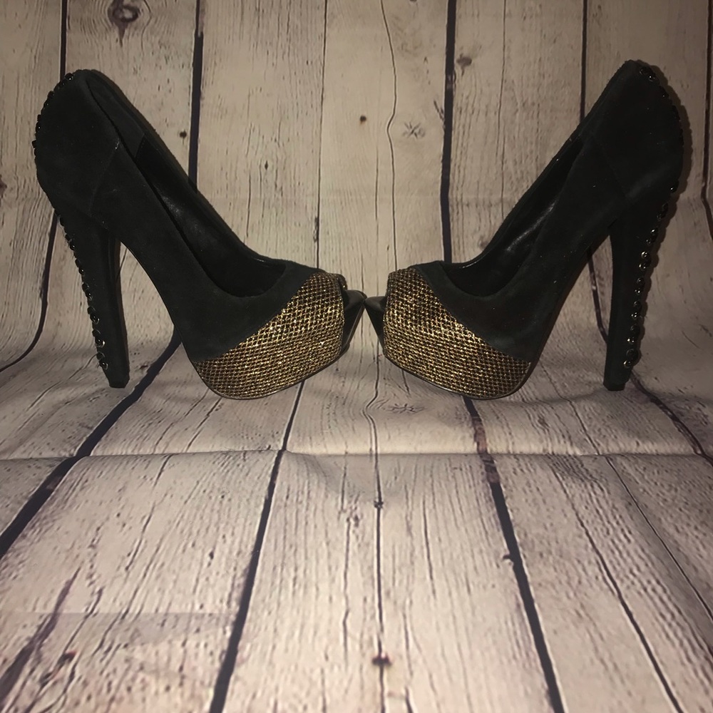 🔥 Wild Pair Platform Pumps